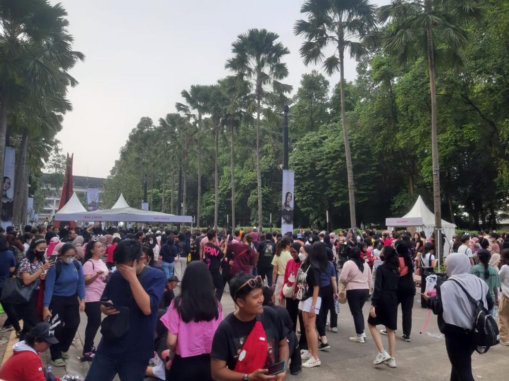 Saat Akses JIS dan GBK Usai Bubaran Konser Dibanding-bandingkan Saat Akses JIS dan GBK Usai Bubaran Konser Dibanding-bandingkan