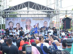 Jalan Sehat Anak Rakyat, Peserta Teriakan Rudianto Lallo Walkot Makassar 2024