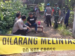 7 Saksi Ledakan Obat Mercon di Kasembon Malang Diperiksa Polisi 7 Saksi Ledakan Obat Mercon di Kasembon Malang Diperiksa Polisi