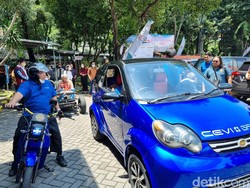 Sekali Cas, Mobil Listrik Ubaya Bisa Tempuh Jarak 200 Km