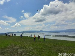 Tol Cisumdawu Pikat Wisatawan ke Sumedang, Ini Kata PHRI