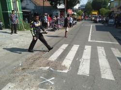 Pelajar SMP Tewas Usai Tabrak Pejalan Kaki dan Pemotor di Jombang