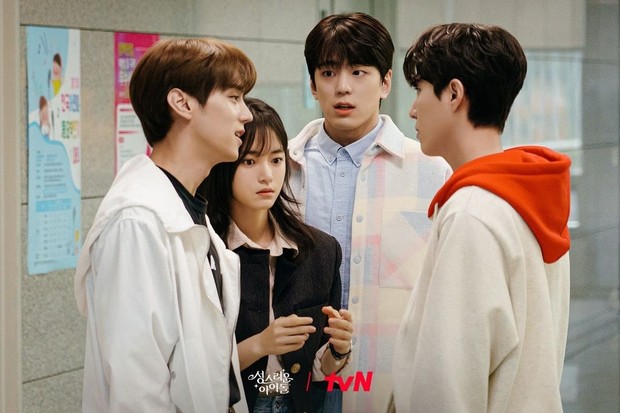 Potret adegan drama The Heavenly Idol