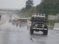 Gelar Jambore Nasional, Komunitas Land Cruiser Lintas Generasi Konvoi ke Jambi