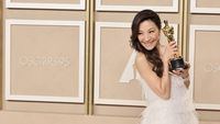 Foto: 12 Artis Ini Pantas Raih Piala Oscars 2023 untuk Berbusana Terbaik