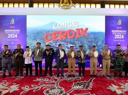 Bupati Ipuk Luncurkan Kampung Cerdik Program Cegah Penyakit Tidak Menular