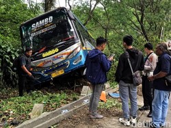 Polisi Kaji Larangan Bus Melintas Tanjakan Tenjoayu Sukabumi