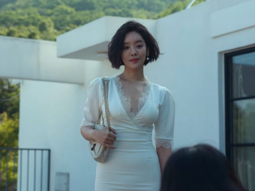 Blak-blakan Aktris Korea Tampil Telanjang di Drakor The Glory