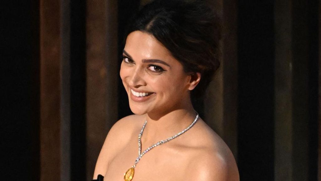 Debut Memukau Deepika Padukone di Panggung Oscar