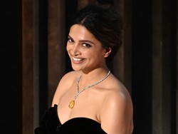 Deepika Padukone Dihajar Kontroversi Terus Tapi Tetap Bisa Eksis