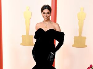 Deepika Padukone Dapat Bintang di Hollywood Walk of Fame! Deepika Padukone Dapat Bintang di Hollywood Walk of Fame!