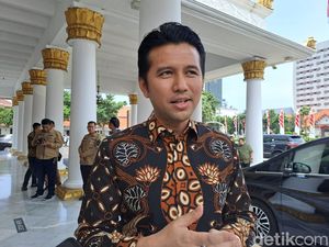 Wagub Jatim Emil Dardak Positif Corona Usai Pulang Umrah Wagub Jatim Emil Dardak Positif Corona Usai Pulang Umrah