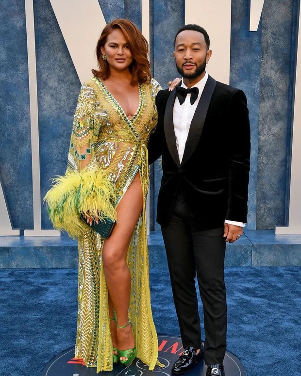 Chrissy Teigen & John Legend/