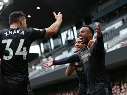 Pemain Arsenal Rayakan Kemenangan Bawa-bawa Jam, Apa Maksudnya?