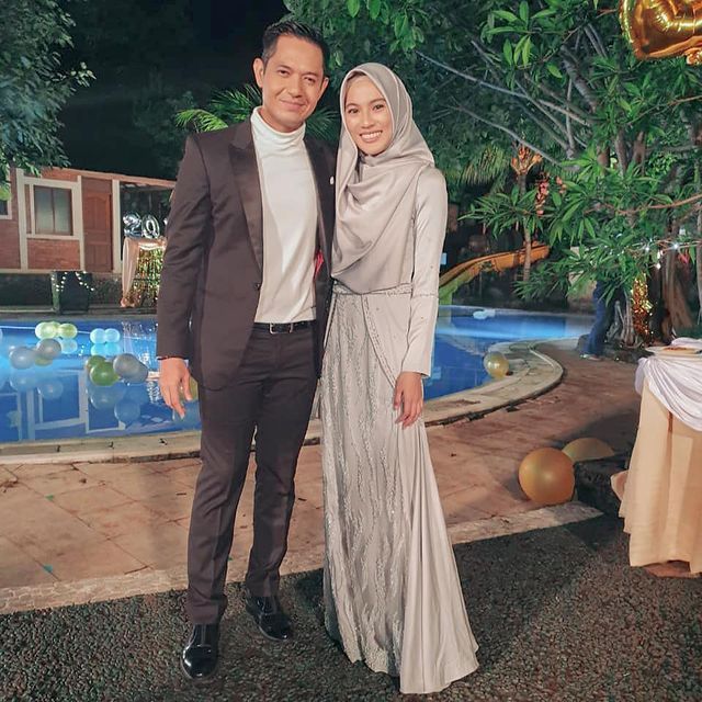 Gaya hijab Alyssa Soebandono yang bisa digunakan untuk bukber (gaya hijab/Foto: instagram.com/ichasoebandono)