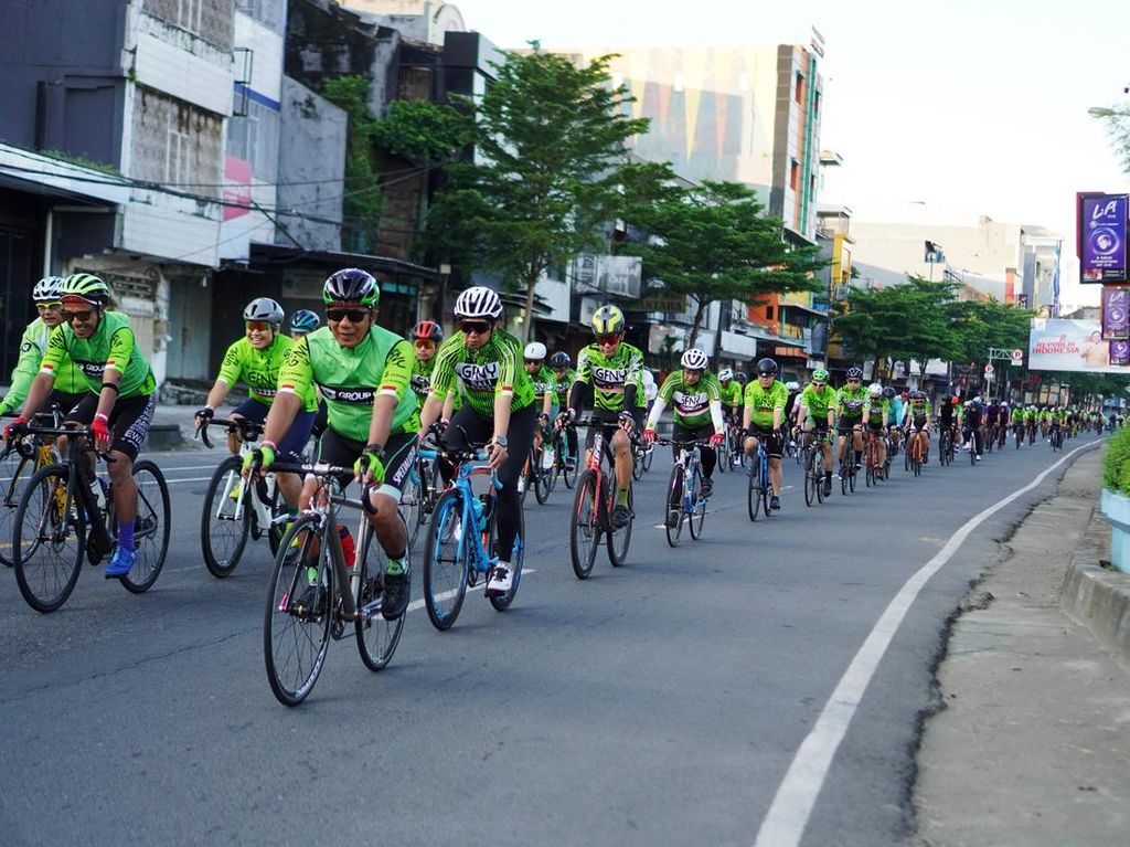 Gowes Sambil Menikmati Kota Bersejarah di Makassar Gowes Sambil Menikmati Kota Bersejarah di Makassar
