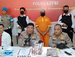 Bawa 1 Kg Narkoba Jenis Happy Water, WNA Malaysia Ditangkap di Batam