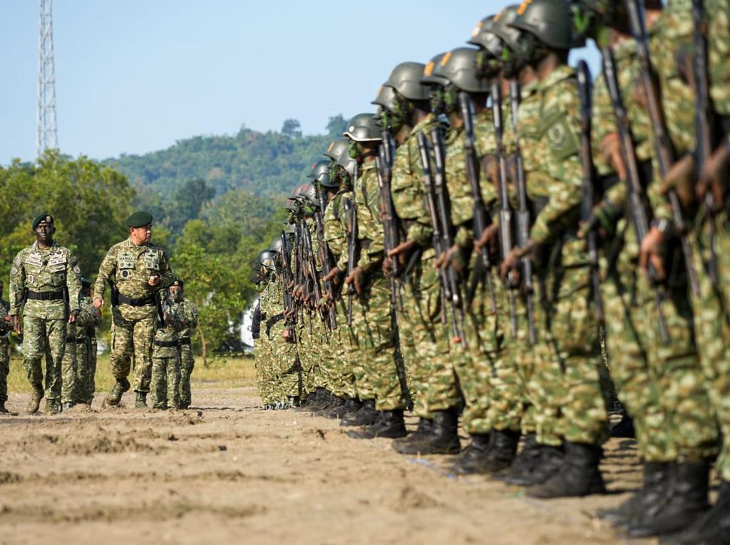 Pangkostrad ke Prajurit: Cermat di Era Globalisasi, 1 Misi 1 Suara Pangkostrad ke Prajurit: Cermat di Era Globalisasi, 1 Misi 1 Suara