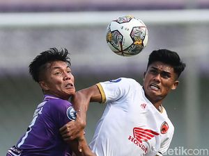 Diwarnai Kartu Merah, Persita vs PSM Tuntas 0-0 Diwarnai Kartu Merah, Persita vs PSM Tuntas 0-0