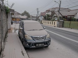 Aktivitas Erupsi Meningkat, Status Gunung Merapi Tetap Siaga