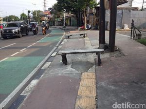 #SaveSiJalurKuning, Bina Marga Segera Perbaiki Guiding Block Dewi Sartika #SaveSiJalurKuning, Bina Marga Segera Perbaiki Guiding Block Dewi Sartika