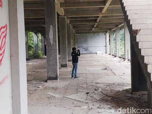 Terpopuler: Kampung Gajah Bandung dari Primadona Jadi Tempat Uji Nyali Terpopuler: Kampung Gajah Bandung dari Primadona Jadi Tempat Uji Nyali
