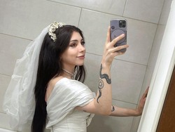 Baru Sehari Nikahi Diri, Wanita Ini Pilih Cerai karena Tak Tahan