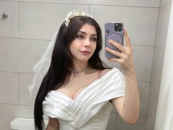 Nikahi Diri Sendiri, Baru Sehari Wanita Ini Sudah Tidak Tahan & Ingin Cerai