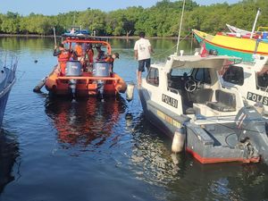 SAR Perluas Pencarian Siswi SD Hilang di Pantai Tanjung Menangis SAR Perluas Pencarian Siswi SD Hilang di Pantai Tanjung Menangis