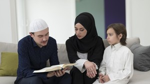 Doa untuk Orang Tua, Dapat Dibaca Selepas Sholat Fardhu