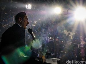 Potret AHY Beri Pidato Politik, Kader Demokrat Menyemut