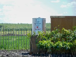 Dukung Stimulus Ekonomi, Cap Lang Beri Alat Distilasi ke Petani Blora