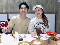 Frislly Herlind Tak Pandang Umur Pacaran dengan Keisha Alvaro