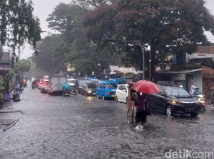 Kota Malang dan Batu Diprakirakan Hujan Petir Senin Sore 12 Februari 2024 Kota Malang dan Batu Diprakirakan Hujan Petir Senin Sore 12 Februari 2024