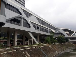 Ada Jembatan Megah Baru di Dukuh Atas! Sambungkan LRT-KRL Ada Jembatan Megah Baru di Dukuh Atas! Sambungkan LRT-KRL