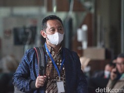 Puluhan Miliar Gratifikasi Eks Pejabat Bea Cukai Terungkap di Dakwaan