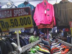 Menteri Teten ke Toko Online Penjual Baju Impor Bekas: Nggak Ada Ampun!