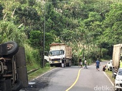 Rawan Kecelakaan, Lintasan Menuju Palabuhanratu Kerap Gulita!