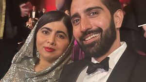 Malala Pakai Gaun Berkerudung di Oscar 2023, Datang Bersama Suami Ganteng