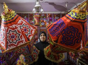 Melihat Pembuatan Fanous, Lentera Khas Ramadan