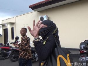 Lilis Karlina Bakal Kawal Kasus Narkoba Anaknya yang Masih SMP, Berharap Dibebaskan Lilis Karlina Bakal Kawal Kasus Narkoba Anaknya yang Masih SMP, Berharap Dibebaskan
