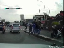 Polisi Minta Pelaku Utama Pembacokan Pelajar di Pomad Bogor Serahkan Diri