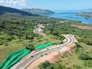 Diresmikan Jokowi, Proyek Jalan Labuan Bajo-Golo Mori Belum Bayar Pekerja Diresmikan Jokowi, Proyek Jalan Labuan Bajo-Golo Mori Belum Bayar Pekerja