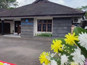Duka Para Pegawai Dokter Korban Kecelakaan Maut di Pangandaran Duka Para Pegawai Dokter Korban Kecelakaan Maut di Pangandaran