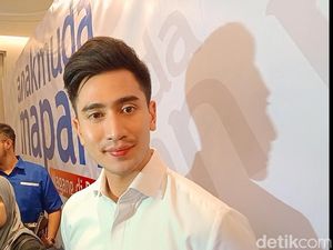 Verrell Bramasta Bakal Umrah Setelah Lebaran Verrell Bramasta Bakal Umrah Setelah Lebaran
