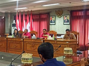 Penyeberangan Amed-Gili Trawangan Ditutup, Warga Geruduk DPRD