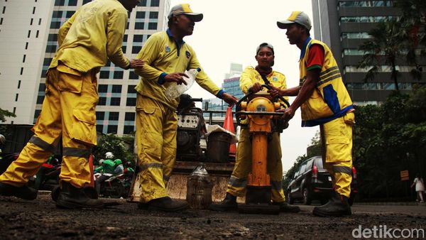 22 Ribu Jalan Rusak di DKI Telah Diperbaiki Sejak Desember 2022