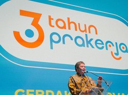 Cerita Airlangga Disuruh Jokowi Bikin Kartu Prakerja dari Nol