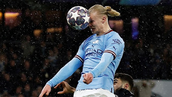 Soccer Football - Champions League - Round of 16 - Second Leg - Manchester City v RB Leipzig - Etihad Stadium, Manchester, Britain - March 14, 2023 Manchester City's Erling Braut Haaland scores their second goal Action Images via Reuters/Jason Cairnduff     TPX IMAGES OF THE DAY