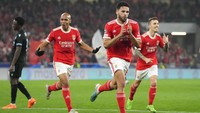 Klub Portugal Benfica ditempatkan FiveThirtyEight di posisi kelima dengan peluang juara 7 persen. Foto: AP/Armando Franca